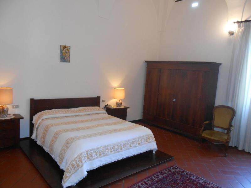 Family Room (2 Adults + 1 Child) image 3
