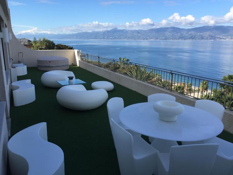 Reggio Suite Luxury - image 35