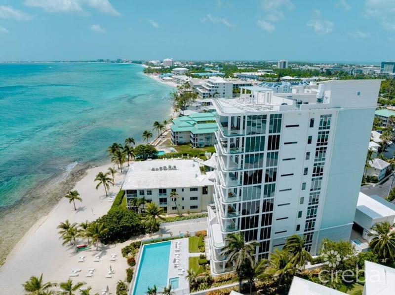 3-Bedroom Condo with ocean view - image 16
