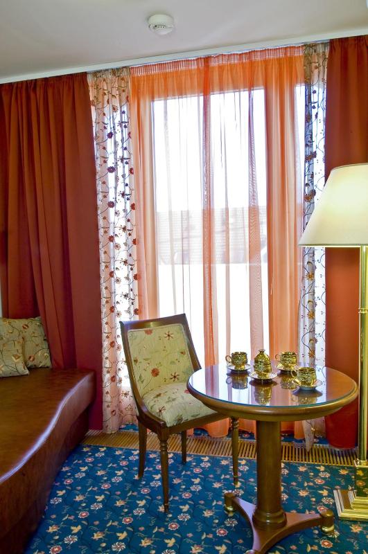 Superior Suite image 3