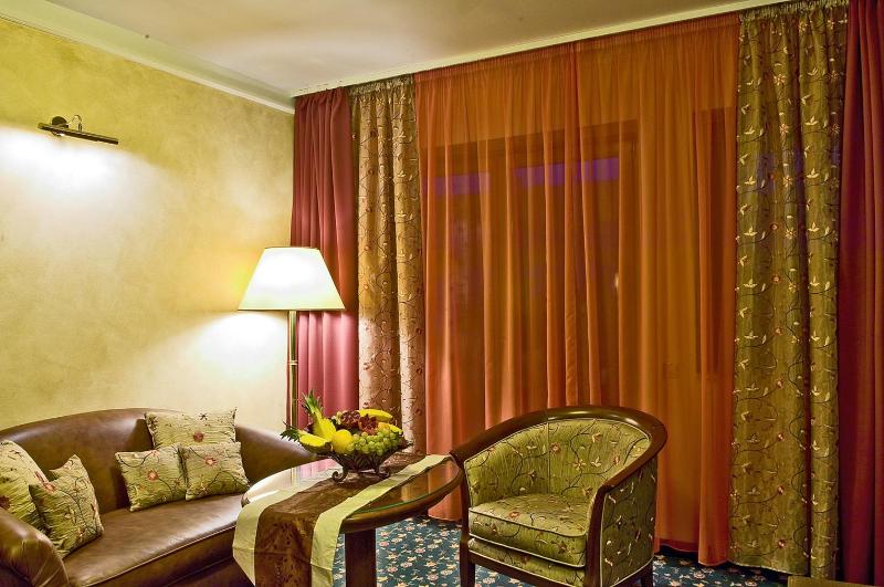 Superior Suite image 2