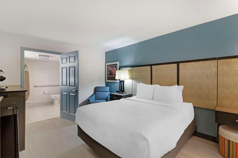 Best Western Plus St. Simons - image 18