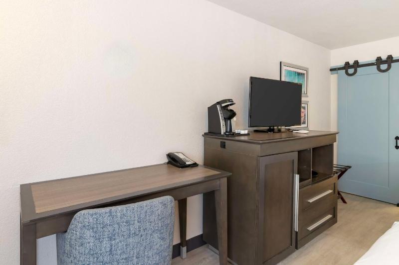 Best Western Plus St. Simons - image 17