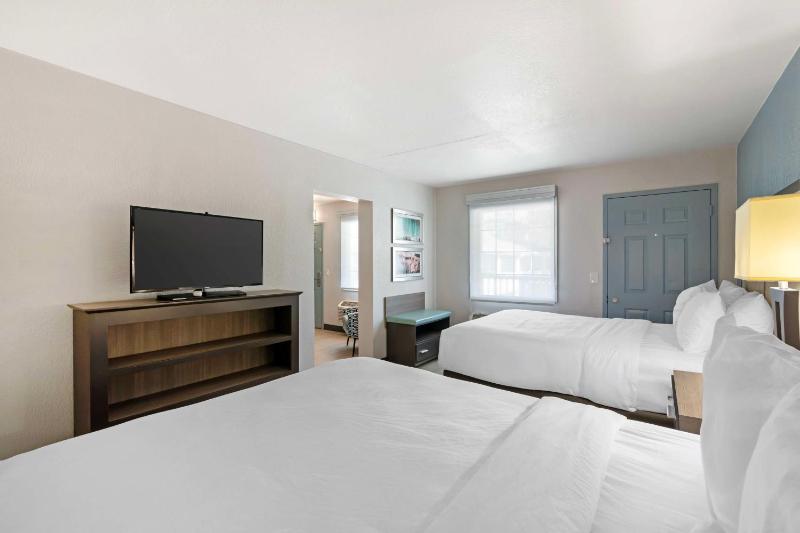 Best Western Plus St. Simons - image 26