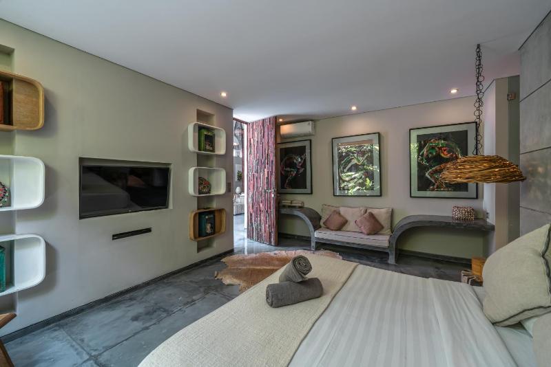 Villa Kala - Luxurious Art Designed Villa in Berawa - image 17