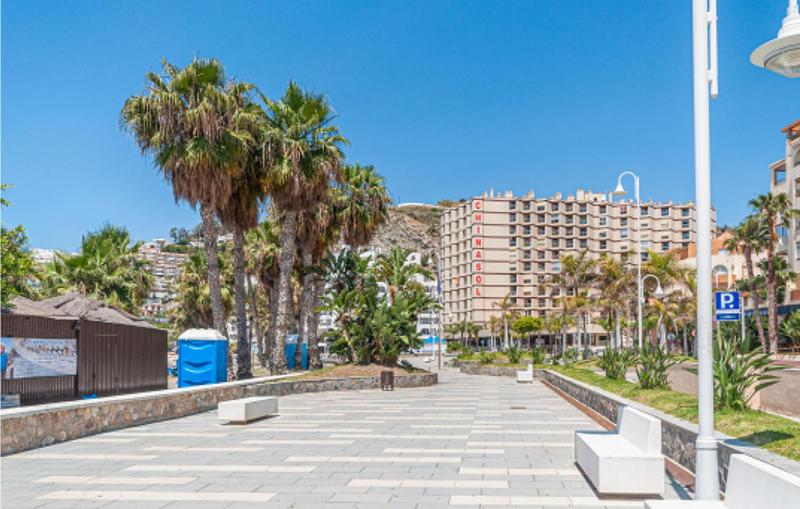 Luxurious Home In Granada - image 12