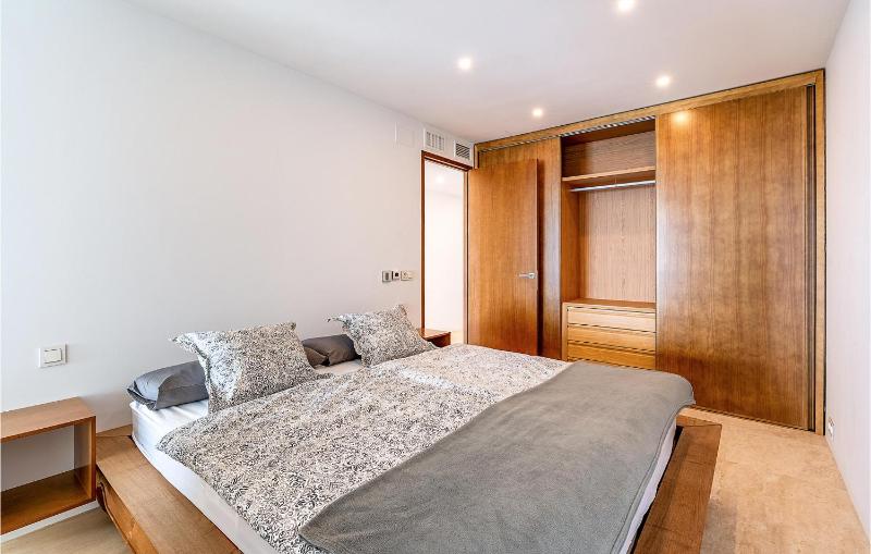 Luxurious Home In Granada - image 40