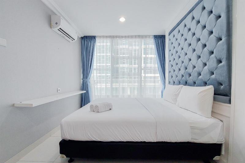Comfort Designed 1BR at Brooklyn Alam Sutera Apartment By Travelio - image 7