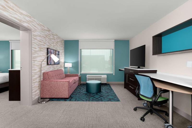 One-Bedroom King Suite image 1
