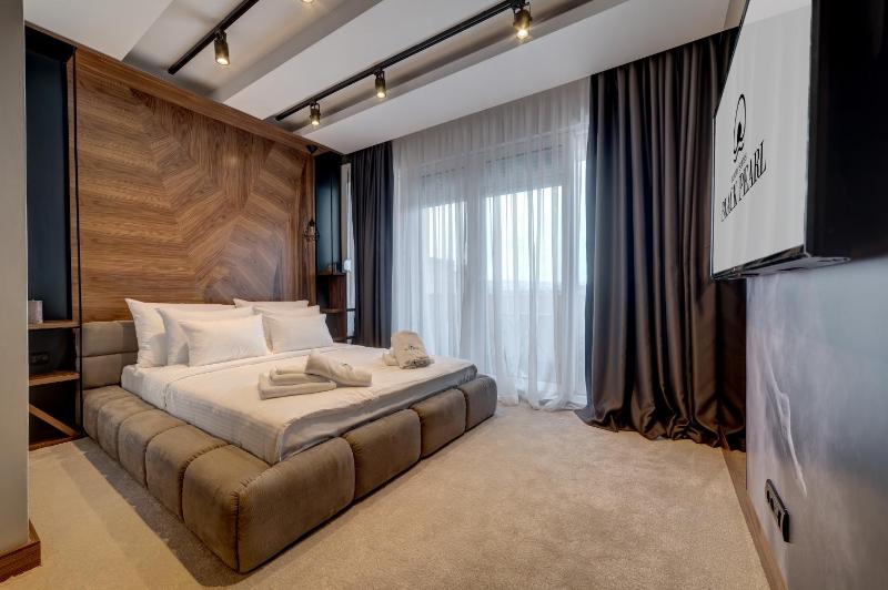 Superior King Room with Terrace image 1