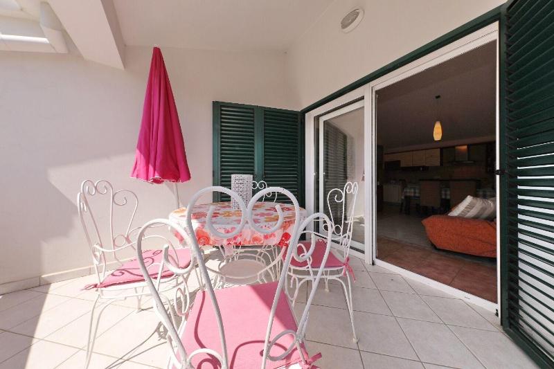 One-Bedroom apartment Standard image 1