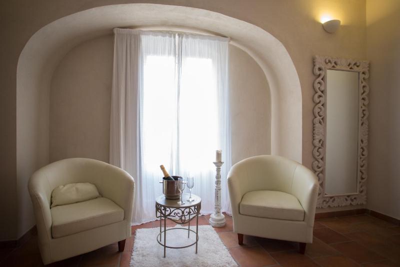 Superior Double Room image 2