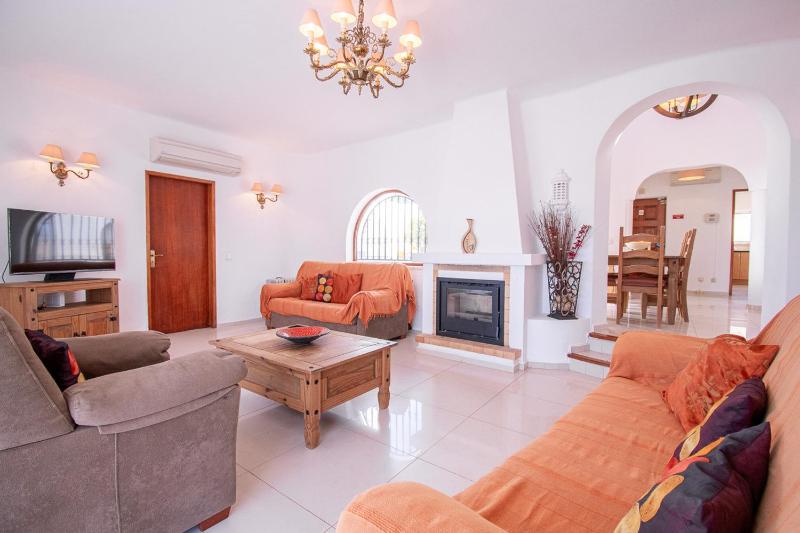 32A Vale do milho - Stunning Villa - image 4