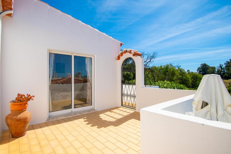 32A Vale do milho - Stunning Villa - image 28