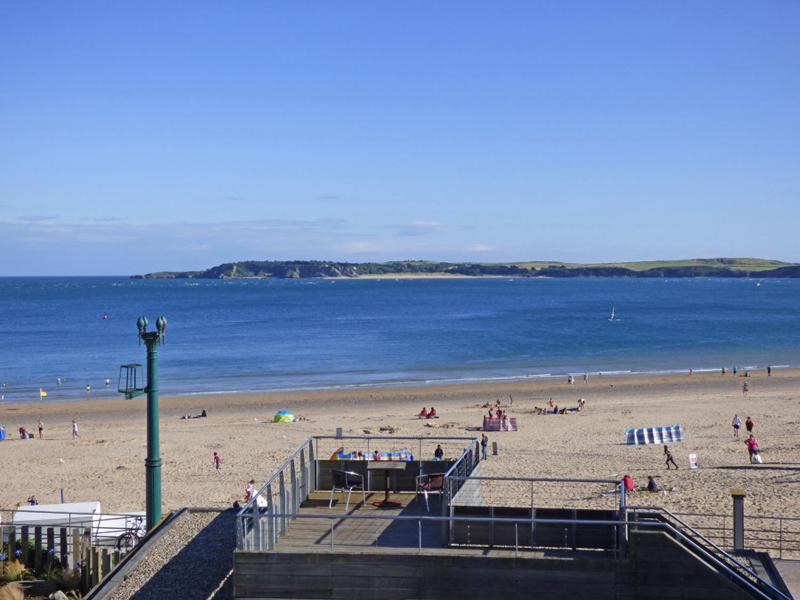 16 Waters Edge - image 7