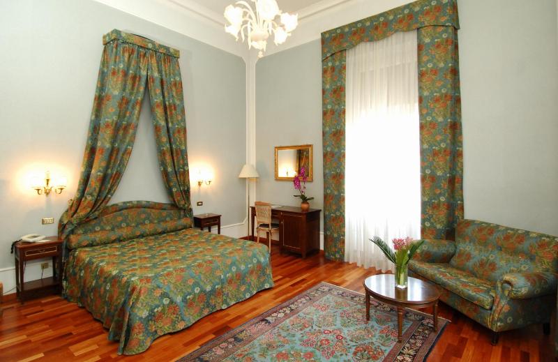 Junior Suite image 2