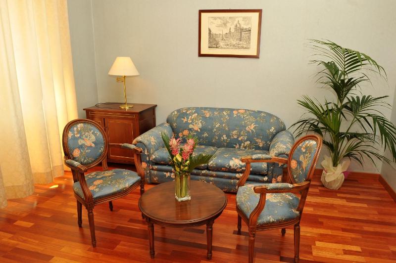 Suite image 3