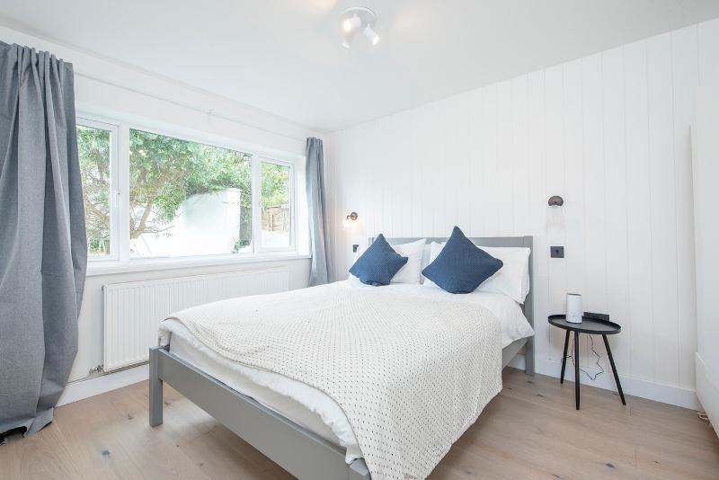 Ravenhill - image 21