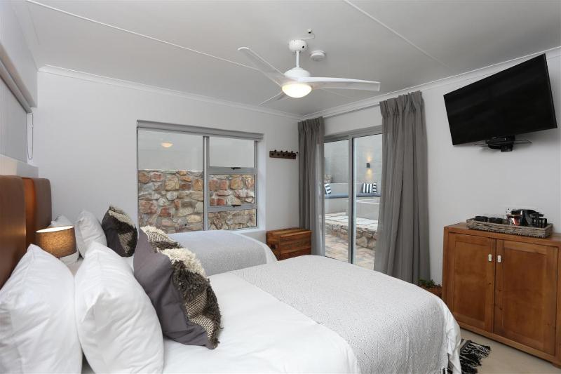 The Lookout Guest House - image 5