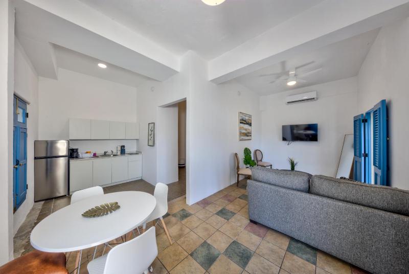 Apartment image 3