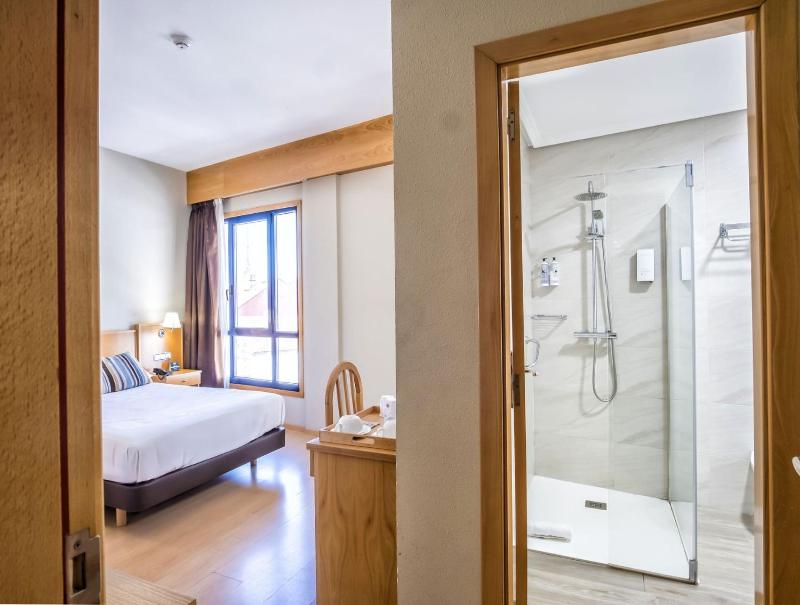 Single Room image 1