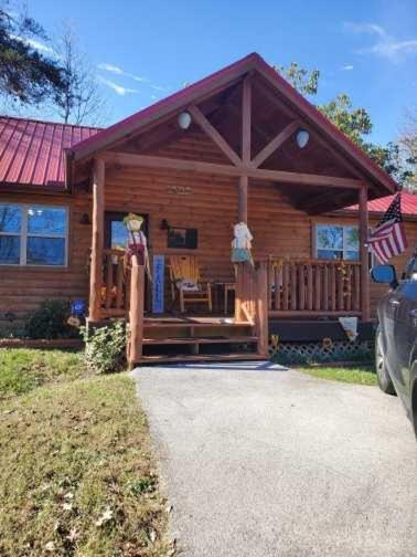 Two-Bedroom House image 2