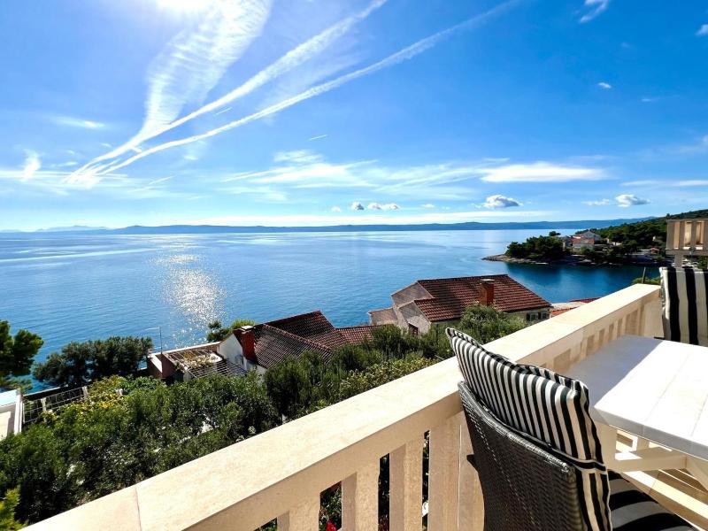 Two-Bedroom Apartment with Terrace and Sea View image 4