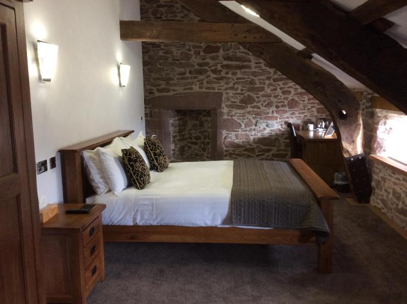 Deluxe Double Room Ensuite - Hall -  No pets image 1