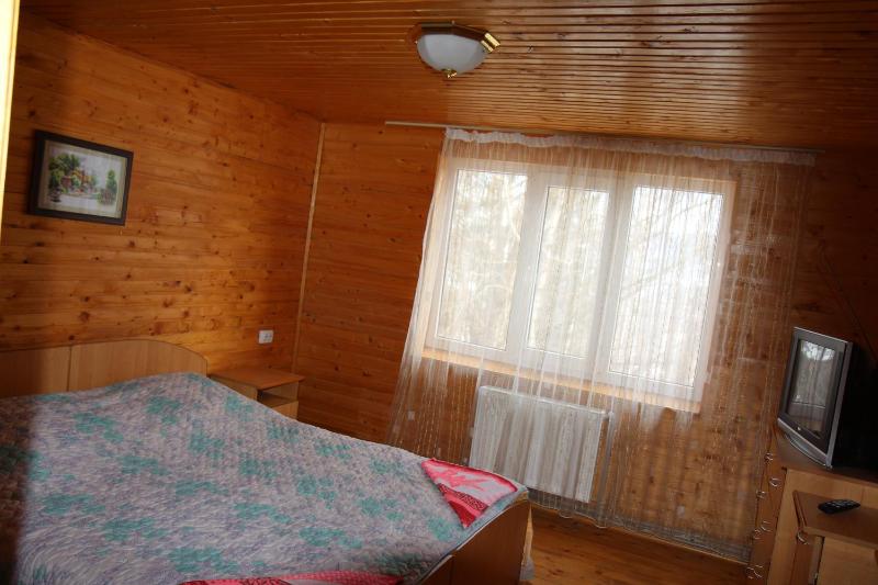Gutsulochka Apartment - image 9