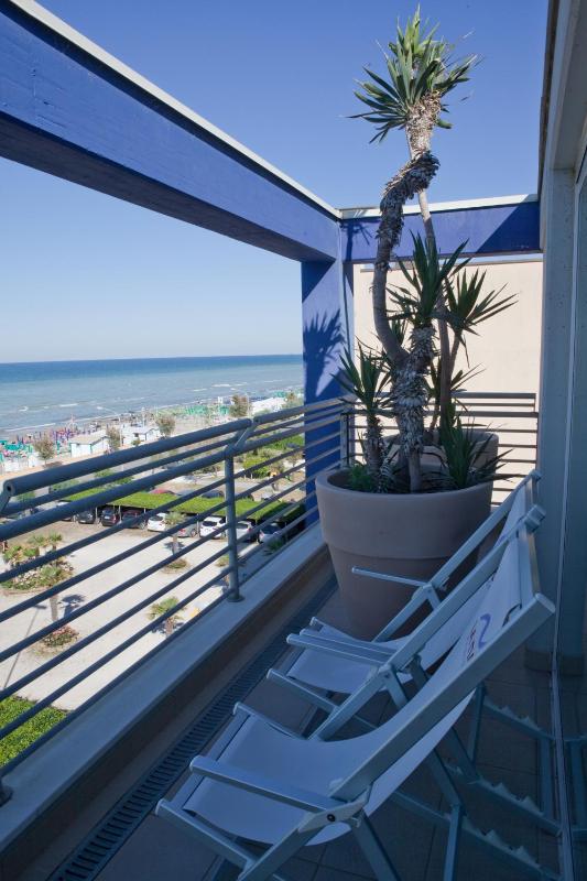 Two-Bedroom Apartment with Sea View image 3