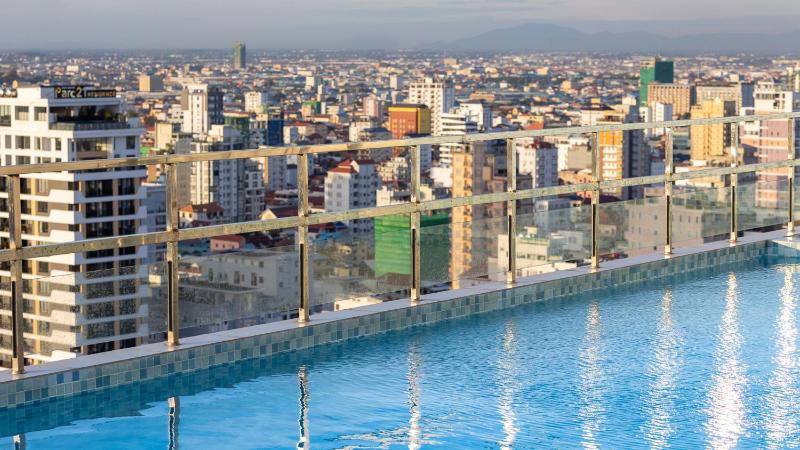 SKYCONDO - Sky Pool Experience in BKK - Laundry included - image 9