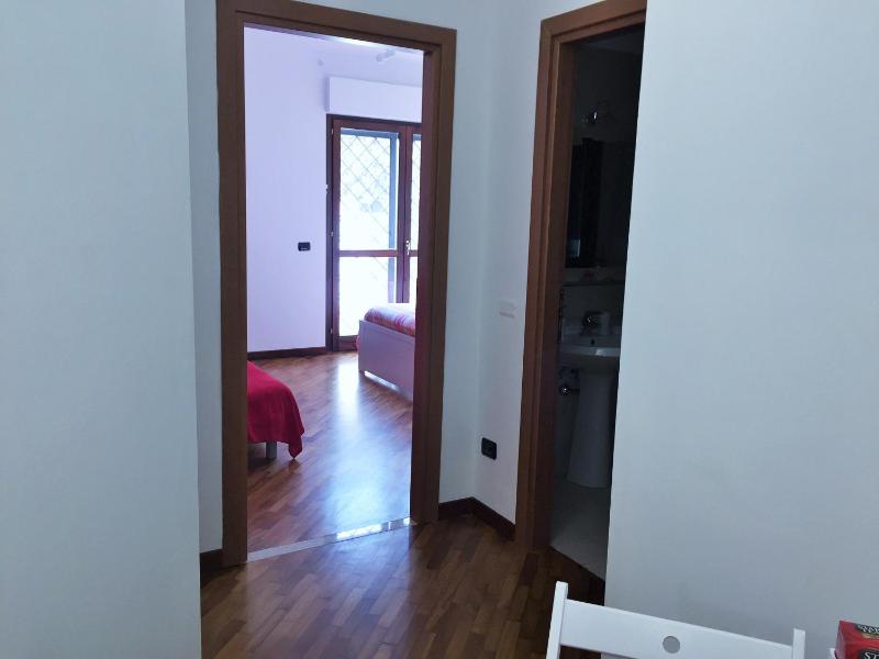 Double Room with Extra Bed image 2