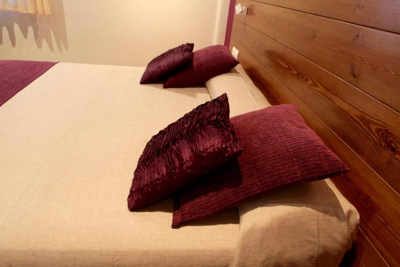 Double Room image 4
