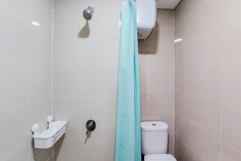 Good Deal and Homey Studio Apartment at B Residence By Travelio - image 9