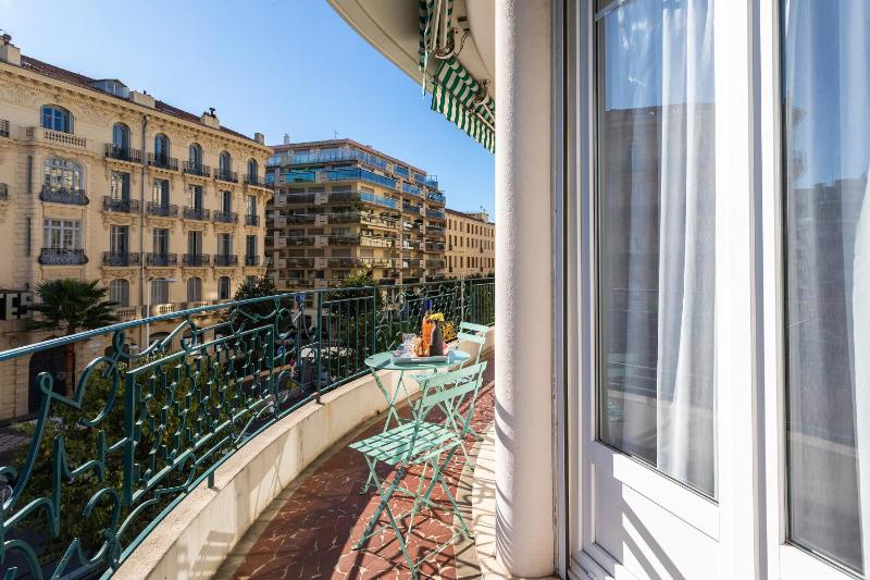 Three-Bedroom Apartment image 3