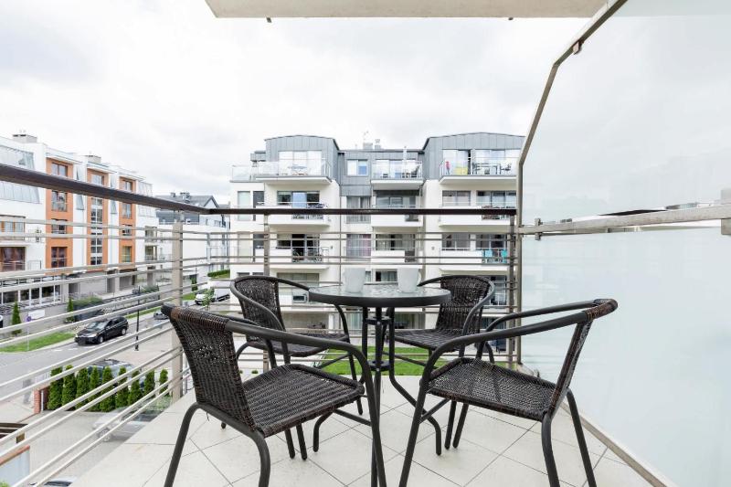 Studio Apartment Villa Mistral Świnoujście by Noclegi Renters - image 13