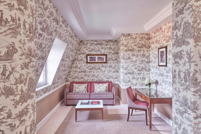 Prestige Junior Suite with sea view image 3