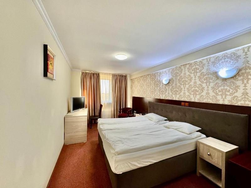 Hotel ZEN-Aeroport - image 3