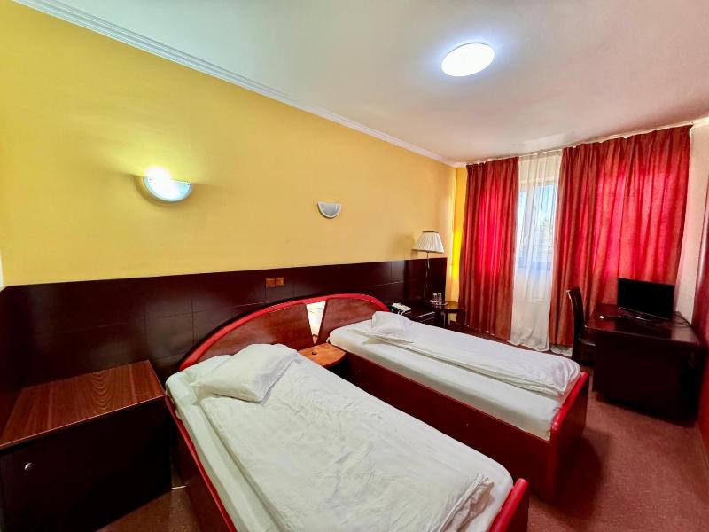 Hotel ZEN-Aeroport - image 6