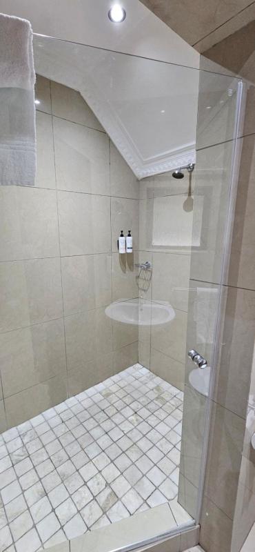 Luxe Morningside Boutique Hotel - image 14