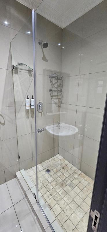 Luxe Morningside Boutique Hotel - image 6