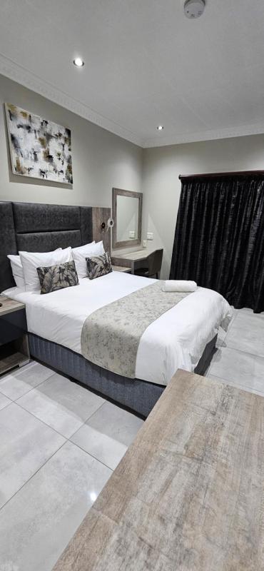 Luxe Morningside Boutique Hotel - image 8