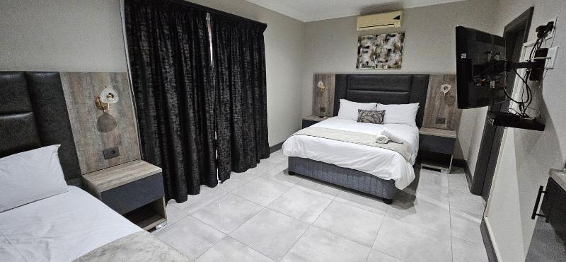 Luxe Morningside Boutique Hotel - image 3
