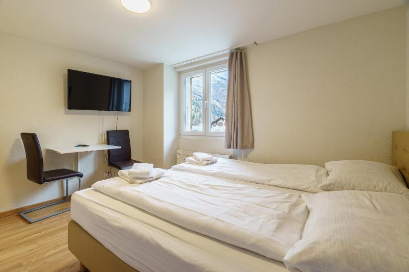 Studio Apartment image 4