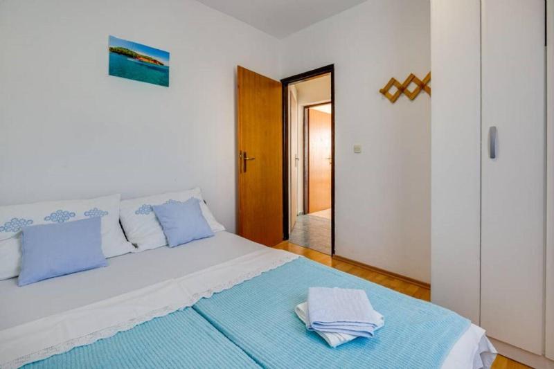 Apartments Tanja - image 11
