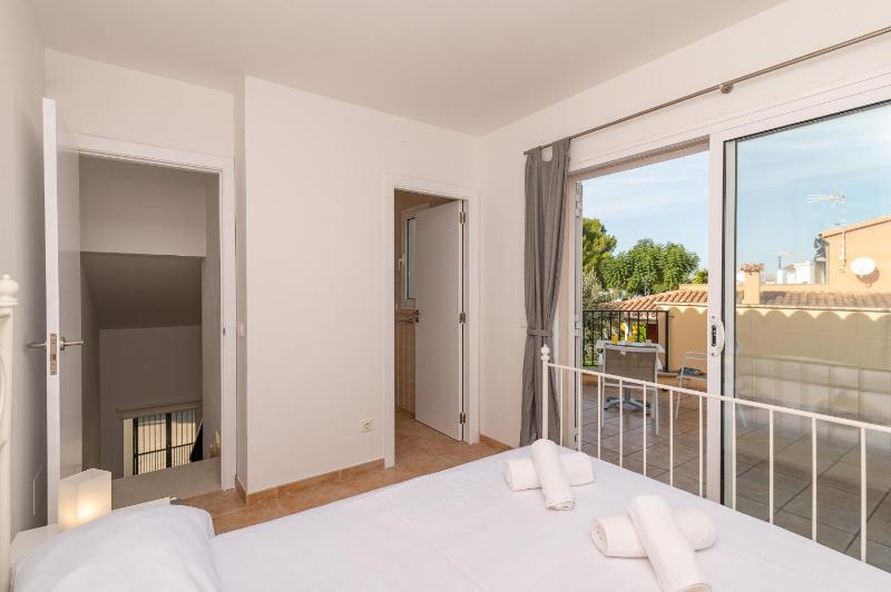Bonaire Solar 200 by Sealand Villas - image 11