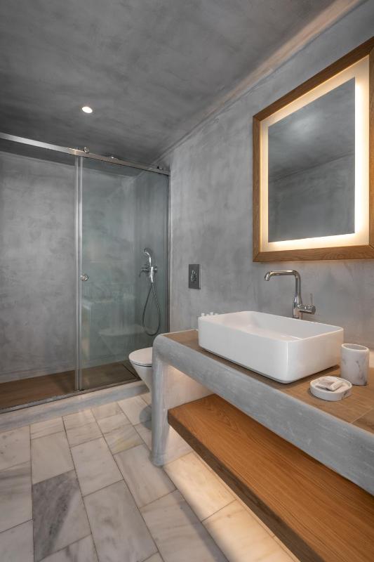 Executive Junior Suite image 3