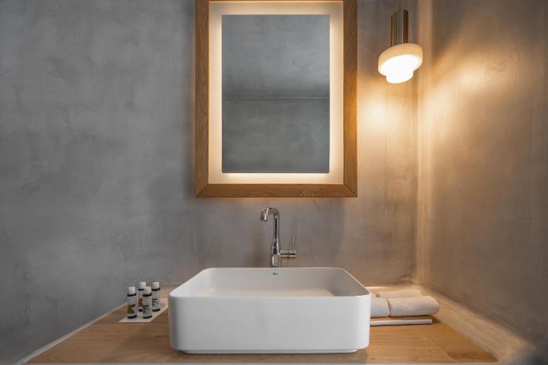 Executive Junior Suite image 2
