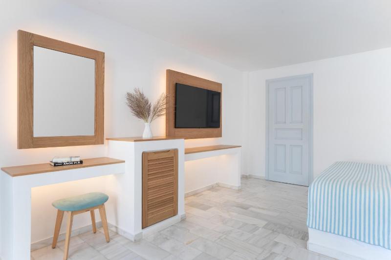 Executive Superior Room image 4