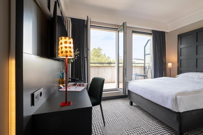 Medium Single Room image 1